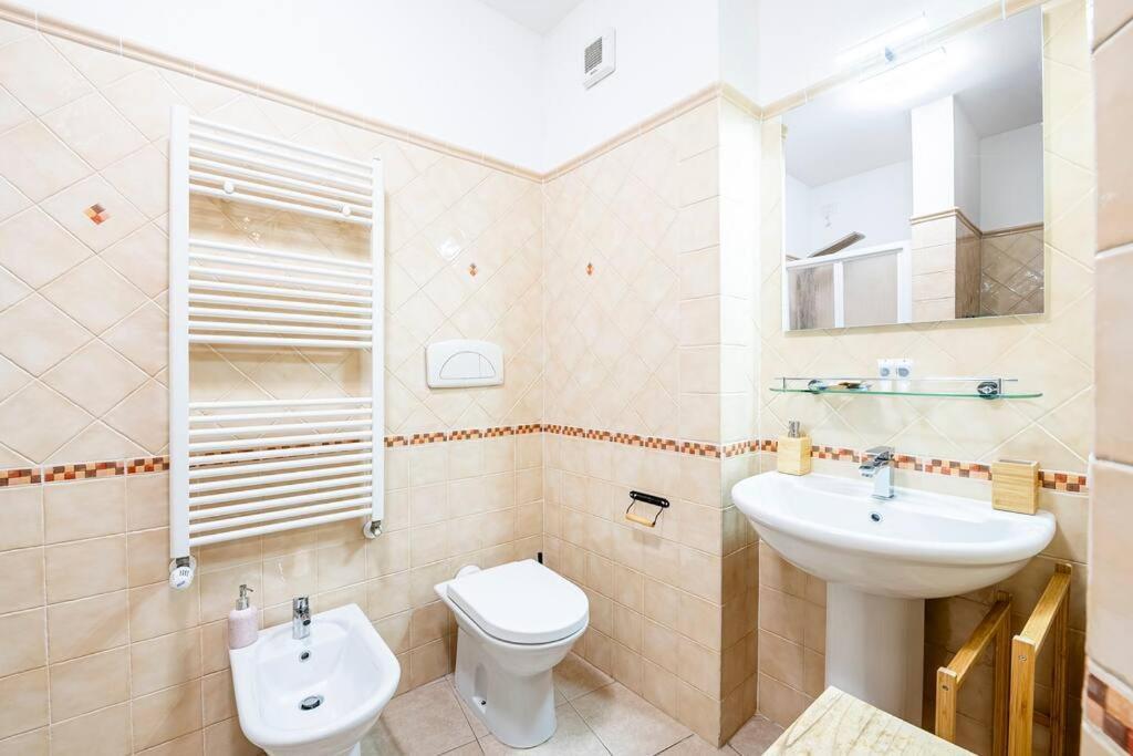 Leopolda Apartment Free Wi-Fi Firenze Esterno foto